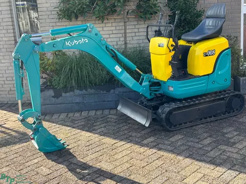 Kubota U- 008 Minigraver met 3cil. diesel VERKOCHT