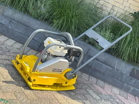 Neuson WACKER Trilplaat wp1550 gebruikte trilmachine met Honda GX160